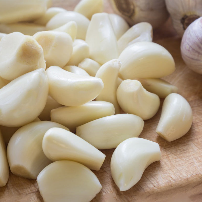 Premium Peeled Garlic – Fresh, Whole, and Ready for Bulk Supply